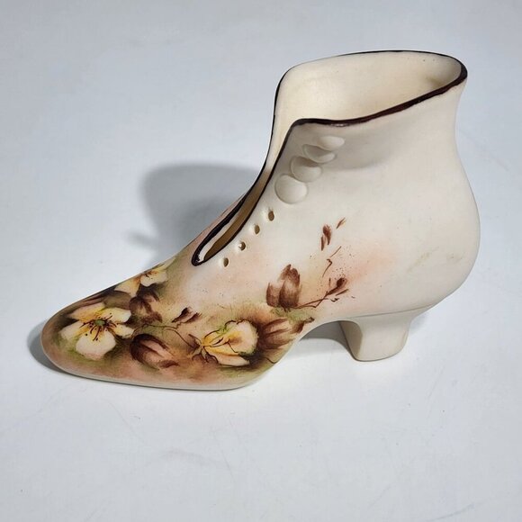 Vintage Ceramic Boot Vase With Hand Painted Floral Design Matt Finish - Picture 4 of 11